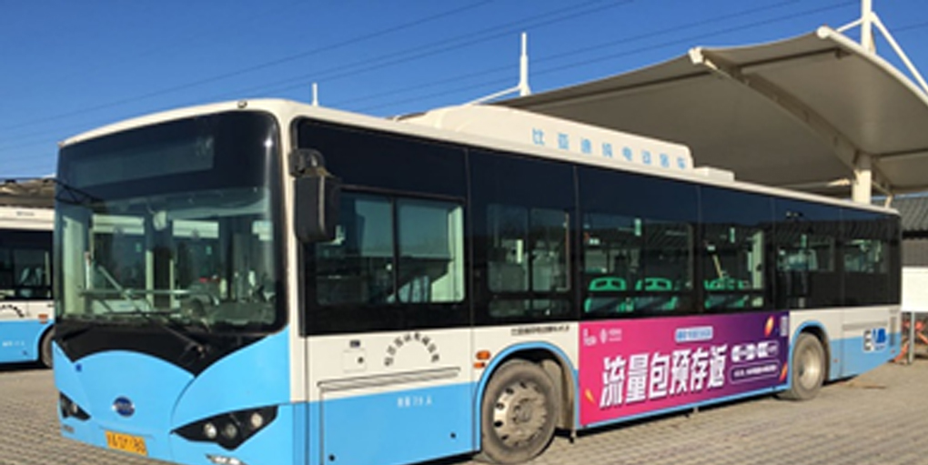 通州公交车身广告